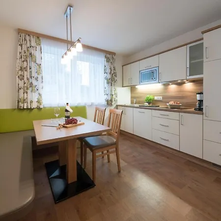 Apart Garni Sesvenna Ischgl Chambre photo